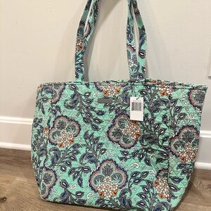 Vera Bradley - Grand Tote 2.0 - Floral Patterned Tote Bag